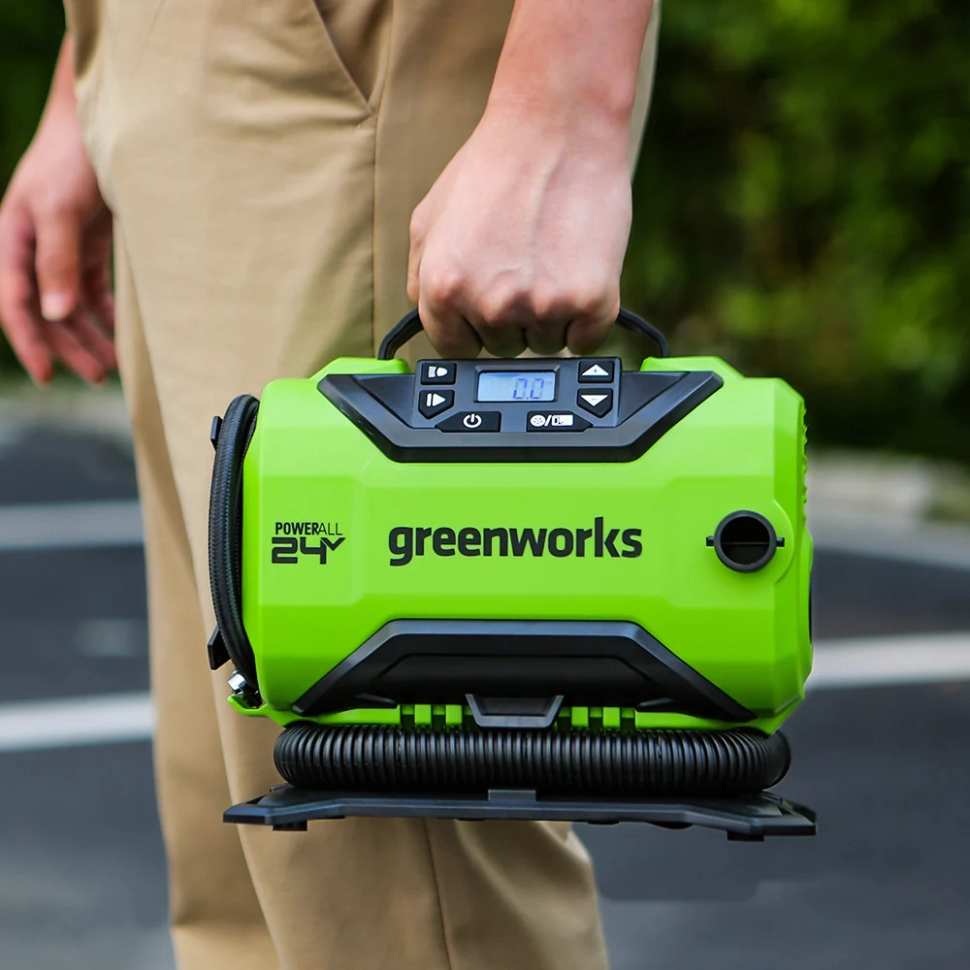 Компрессор Greenworks ACG301, 24v/12v, без АКБ и ЗУ (аккумуляторный или от прикуривателя авто) в сумке