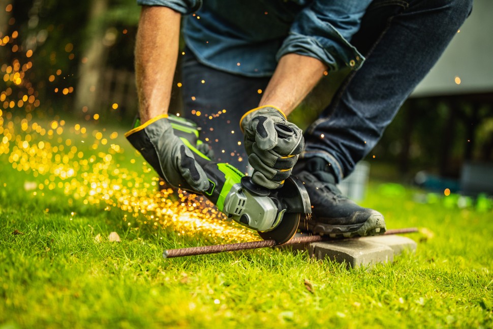 Угловая шлифовальная машина (болгарка) Greenworks GD24AG, 24v, 125 мм, без АКБ и ЗУ (аккумуляторная)
