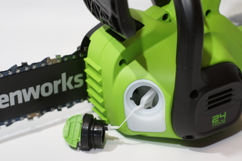 Цепная пила Greenworks G24CS25k4 Gen 2, 24v, 25 см, в комплекте с АКБ 4 А·ч и ЗУ (аккумуляторная)