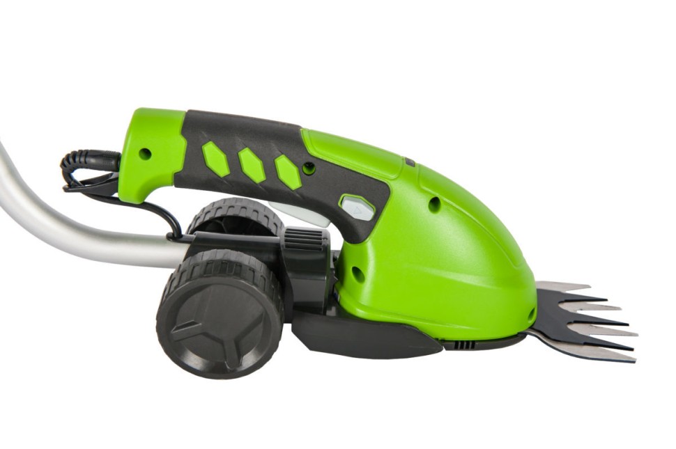 Садовые ножницы кусторез Greenworks G3,6GS, 3.6v, встроенный АКБ 2 А·ч и ЗУ (аккумуляторные, штанга)